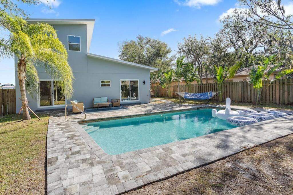 Вілла Florida Getaway With Backyard Pool Oasis Сарасота Екстер'єр фото